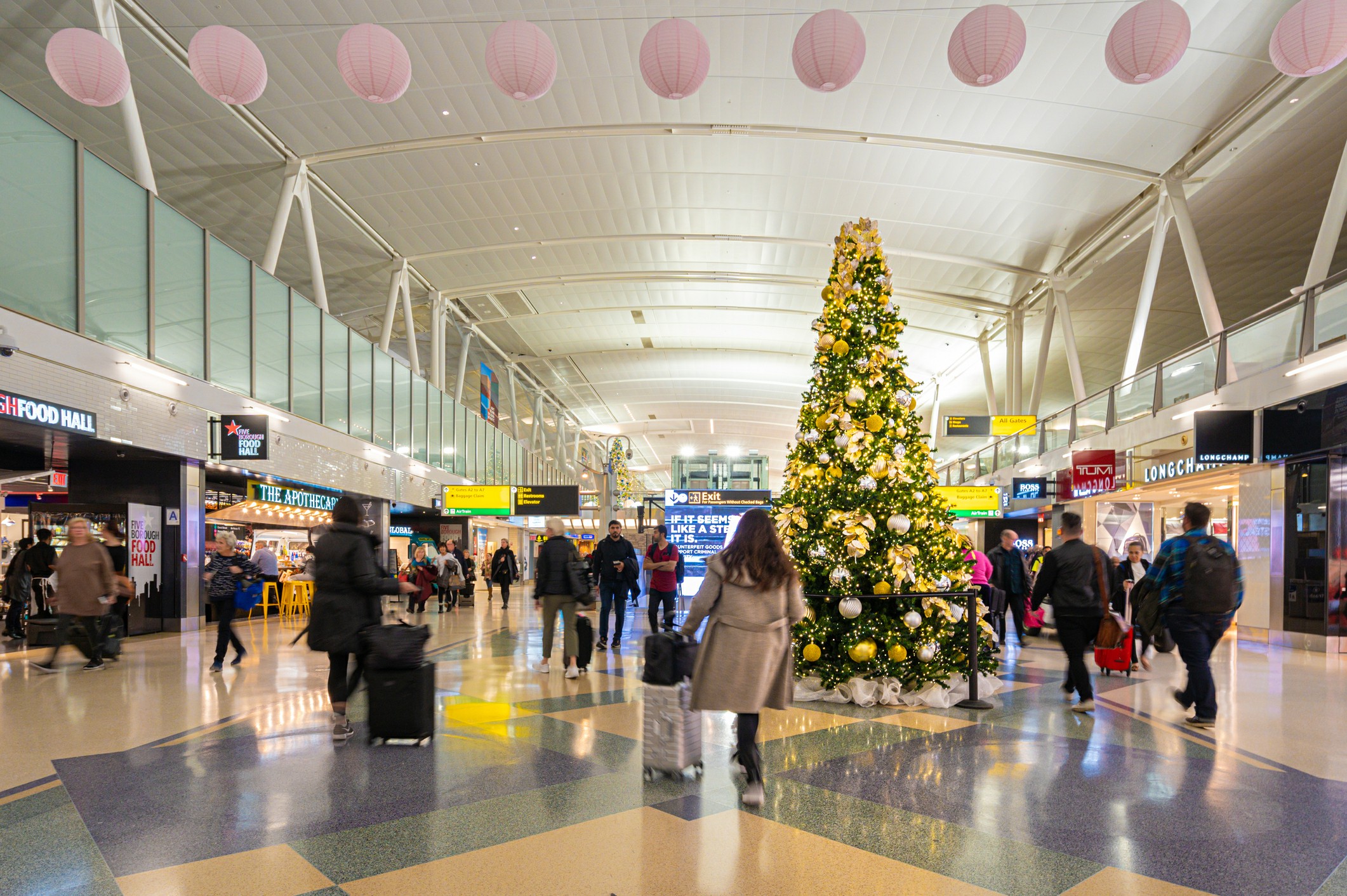 Navigating the Busy Season: Dealing with Holiday Traffic and Schedules